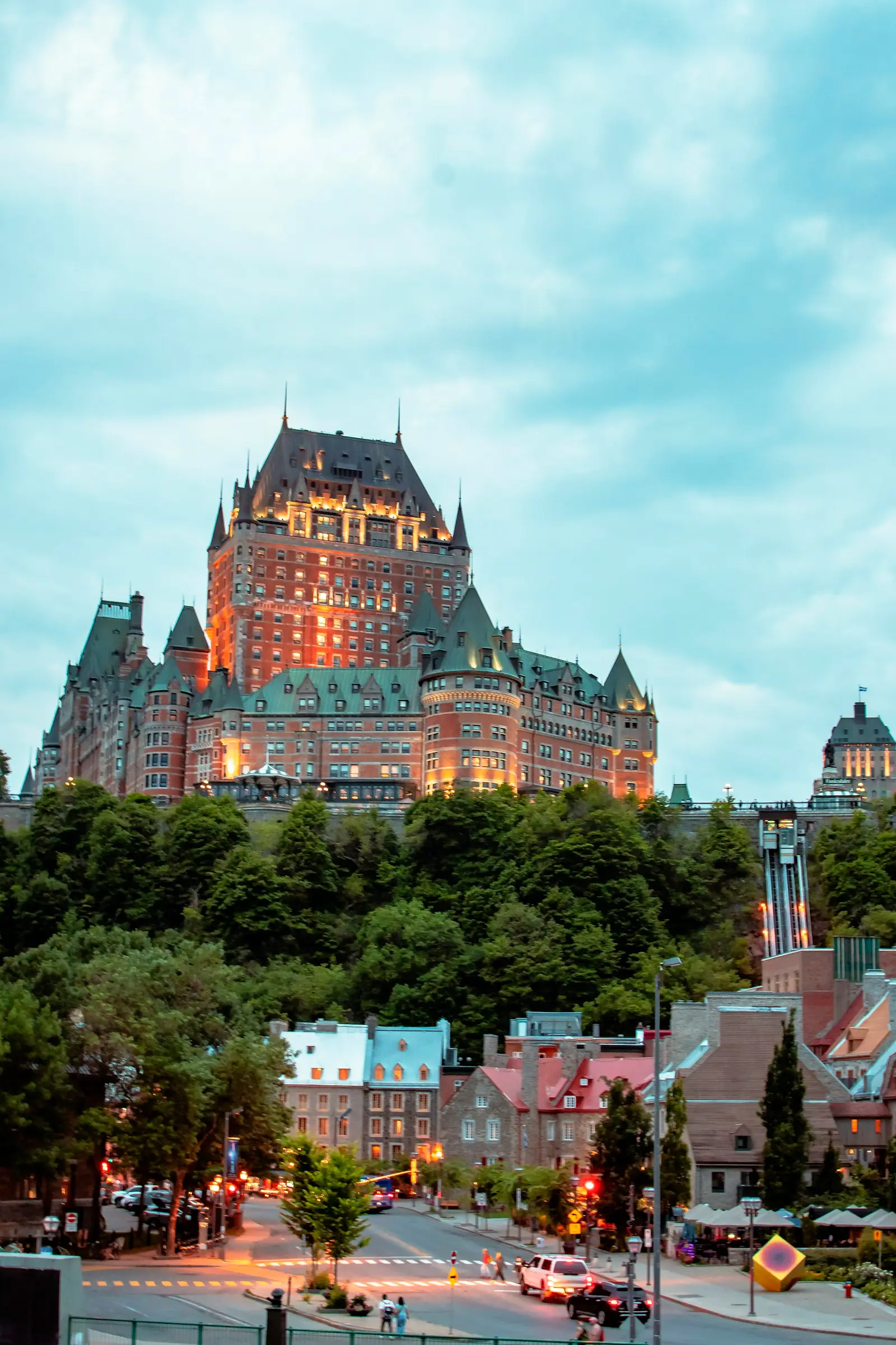 The château-style hotel above Old Québec at dusk